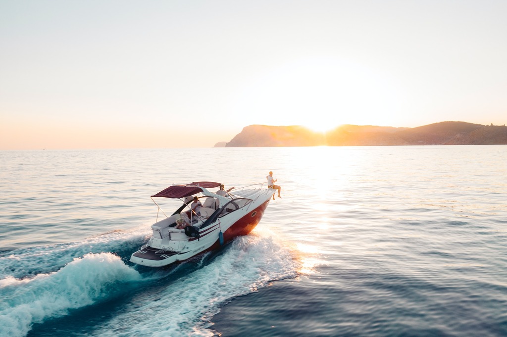 How to get to Pink Beach