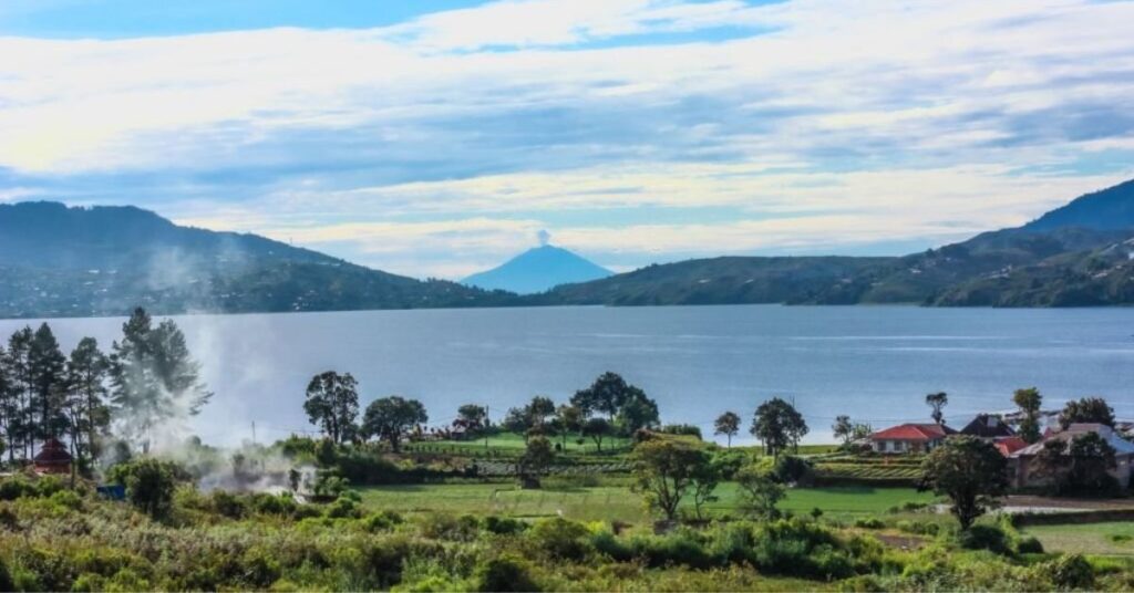 Buyan lake in bali lake buyan twin lake