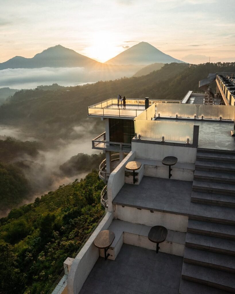 Tegukopi cafes in kintamani