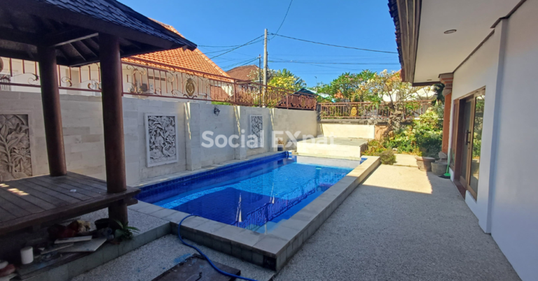 Brown Villa