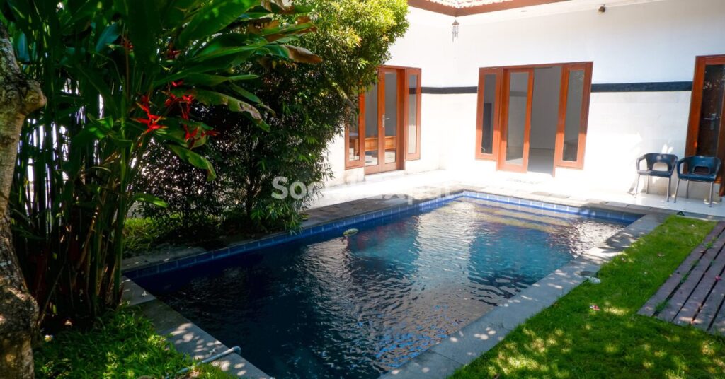 Edge Villa