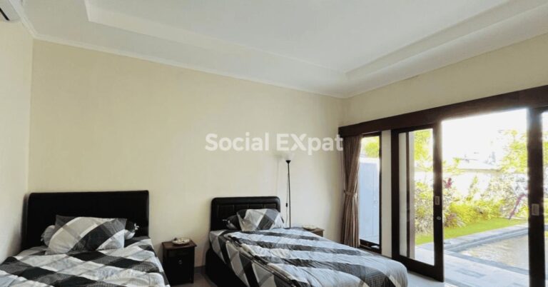 Saddy Villa Bedroom