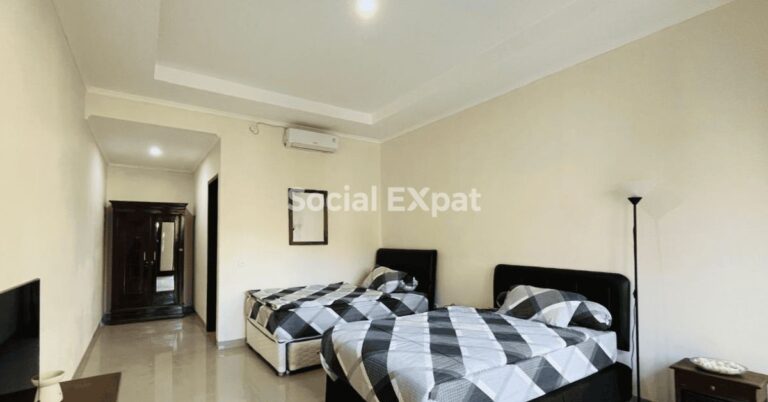 Saddy Villa Bedroom