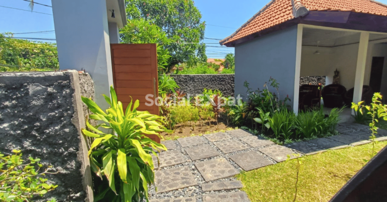 Garden - Nous Villa