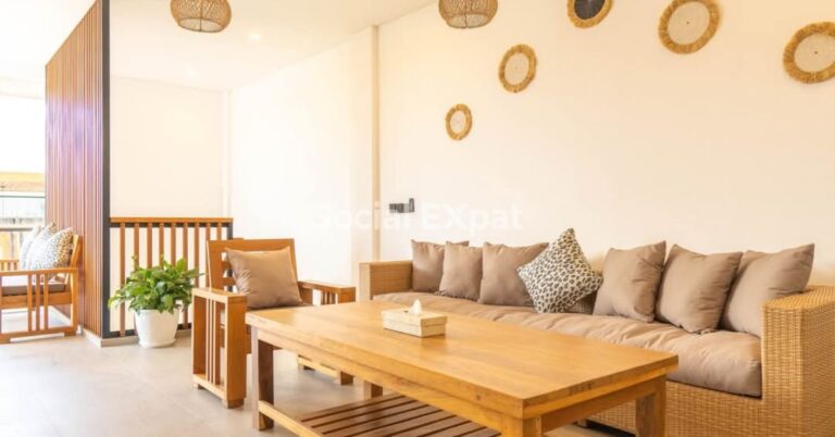 SE-derry-villa-living-area