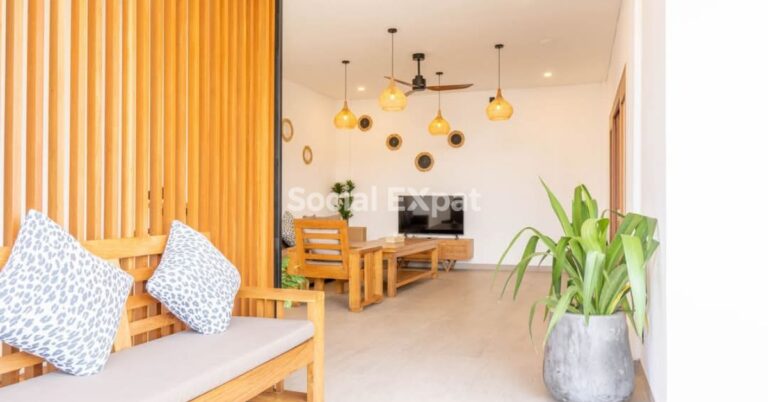 SE-derry-villa-living-area