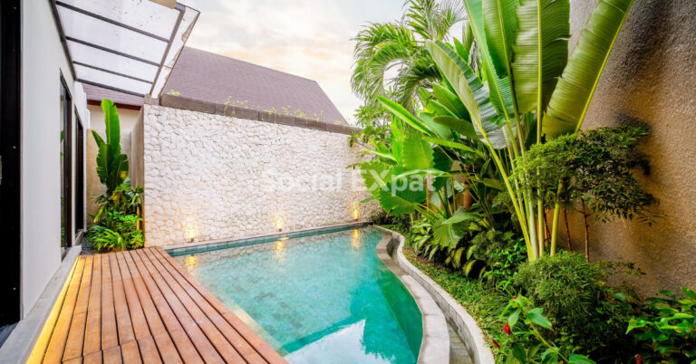 SE-walla-villa-swimming-pool