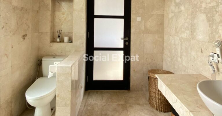 SE-casy-villa-bathroom