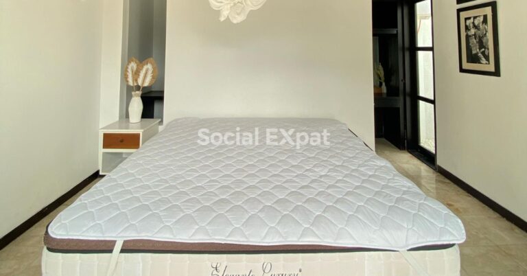 SE-casy-villa-bedroom