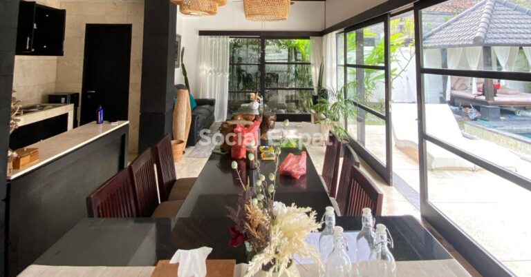 SE-casy-villa-living-area