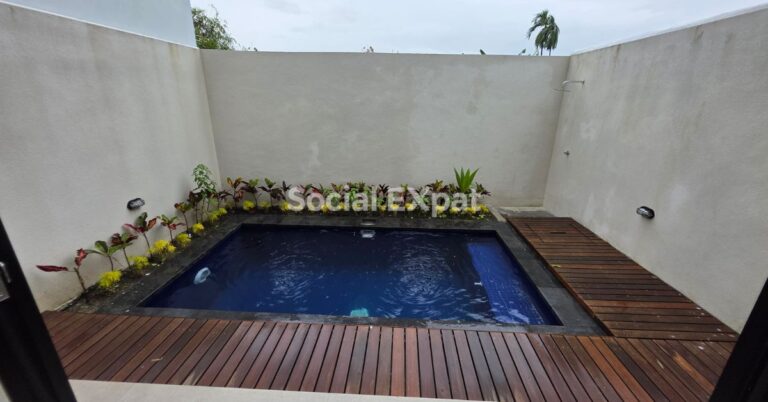 SE-lina-living-residence-swimming-pool