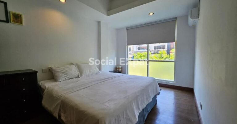 SE-audy-apartment-bedroom