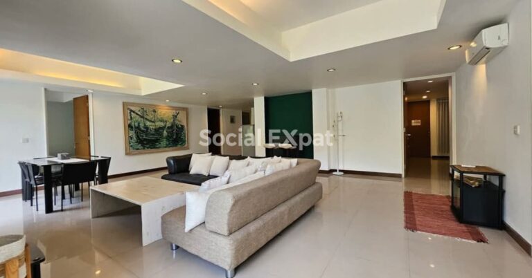 SE-audy-apartment-living-room