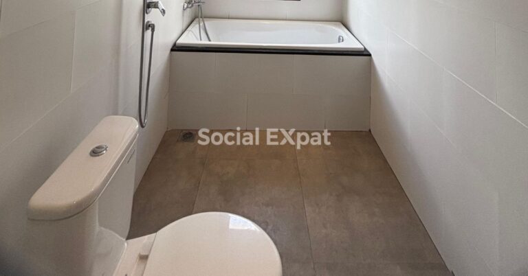 SE-binetha-villa-bathroom