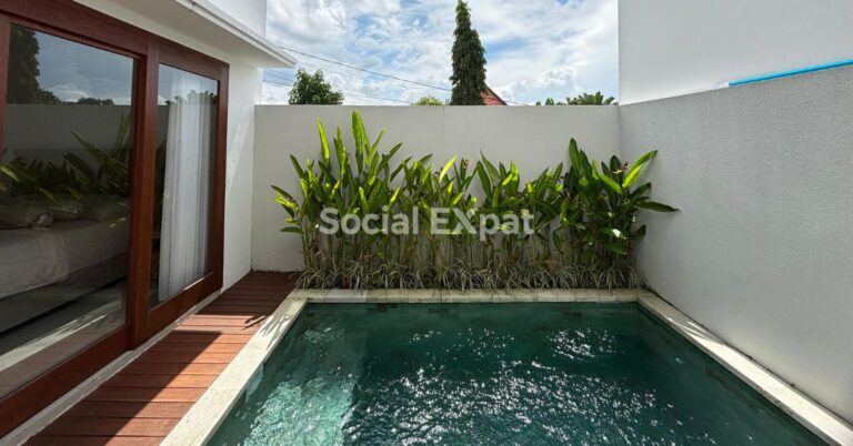 SE-binetha-villa-swimming-pool