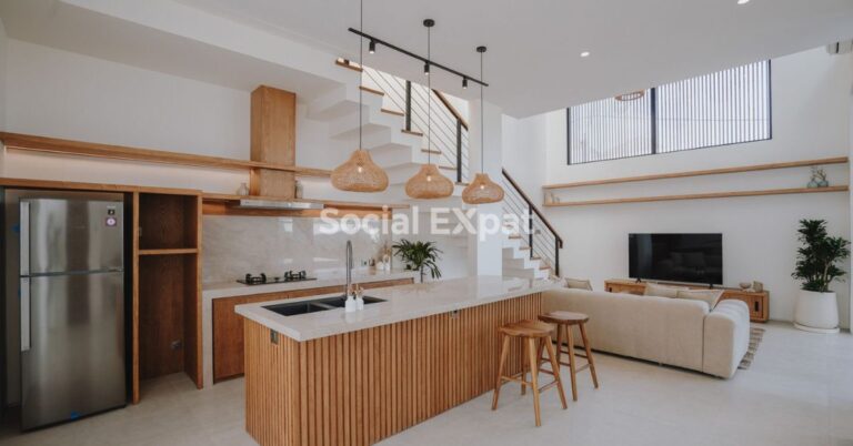 SE-kenzo-villa-kitchen-area