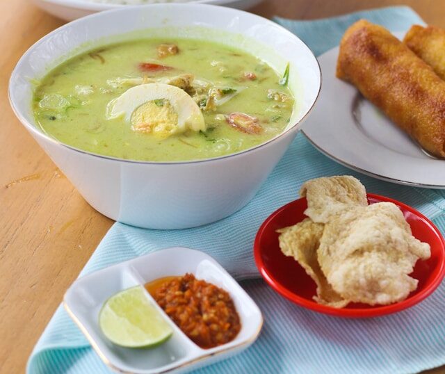 soto breakfast indonesia
