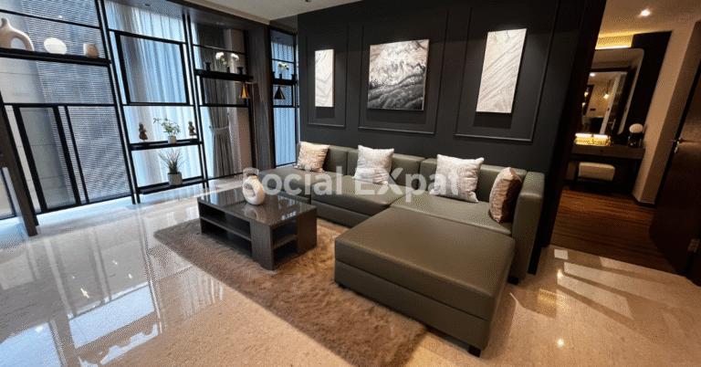 img branz mega kuningan apartment family room