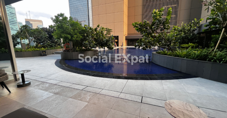 img branz mega kuningan apartment pool