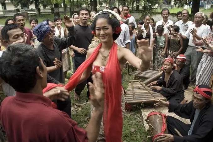 Indonesian Movie Sang Penari