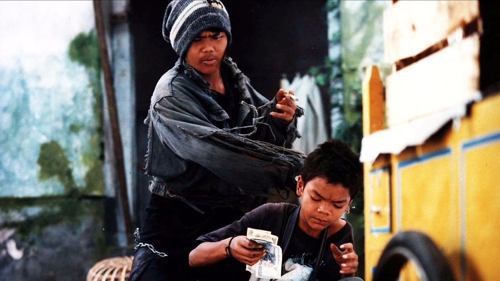 indonesian movie Daun di Atas Bantal