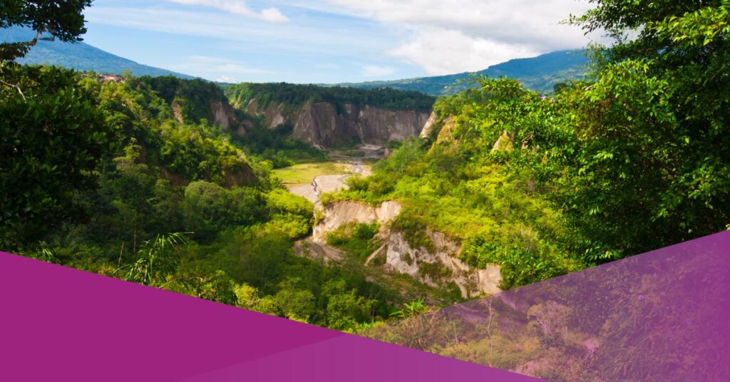 German Tourist Rescued After Being Trapped on Ngarai Sianok in West Sumatra, Indonesia