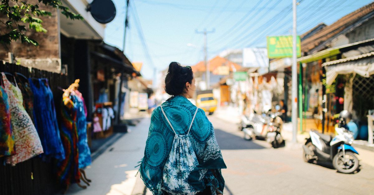 A Complete Guide to Work in Indonesia as A Foreigner