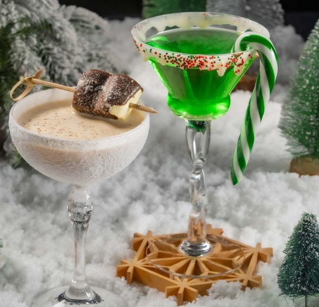 “Sinfully White Xmas” Brings A Playful, Winter-Kissed Celebration to Social Garden