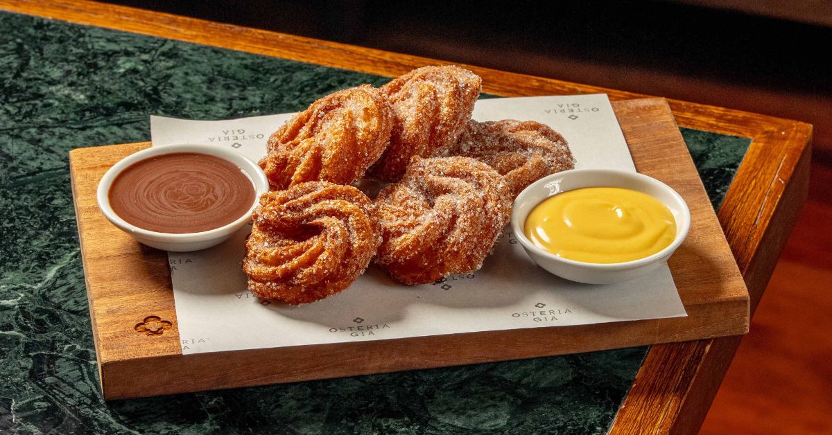 Jakarta Christmas Table: Authentic Italian Christmas Set - Buon Natale at Osteria GIA