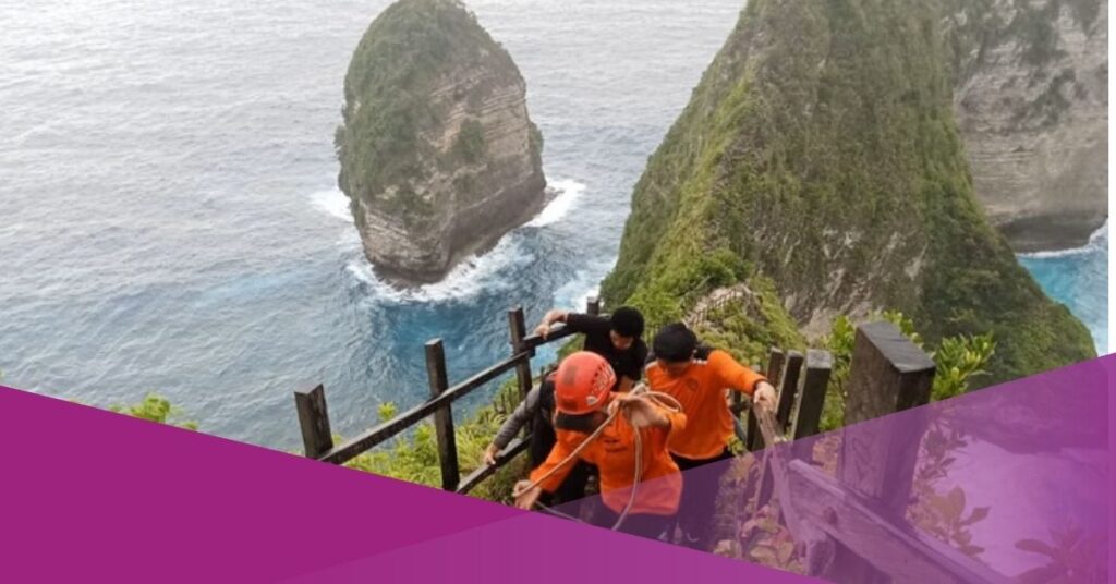 Czech Tourist Injured at Kelingking Beach, Bali; Evacuated by SAR Team