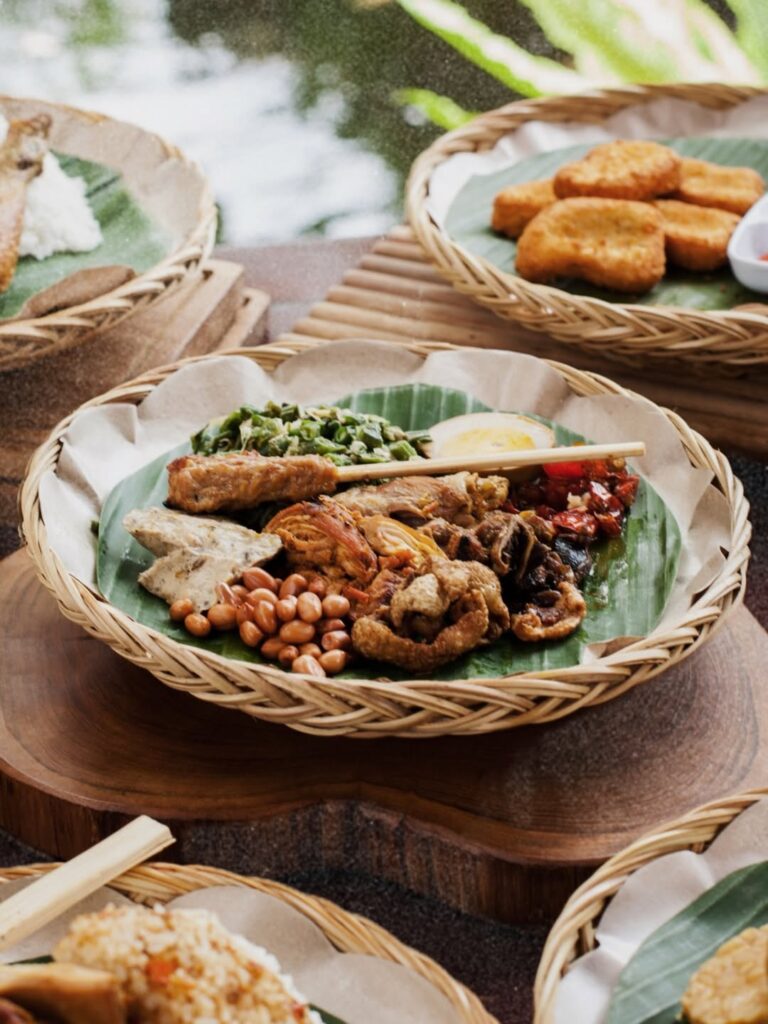 Nasi Ayam Kedewatan Bali Food Best Bali Restaurant