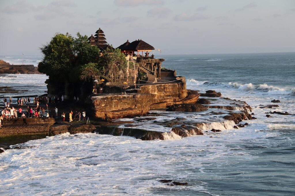 tanah lot bali
