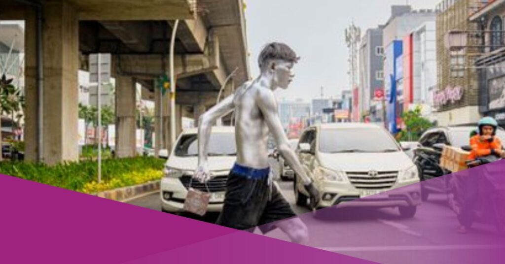 Unique Jobs You Can Only Find In Indonesia, You Wouldn't Believe It's Real!